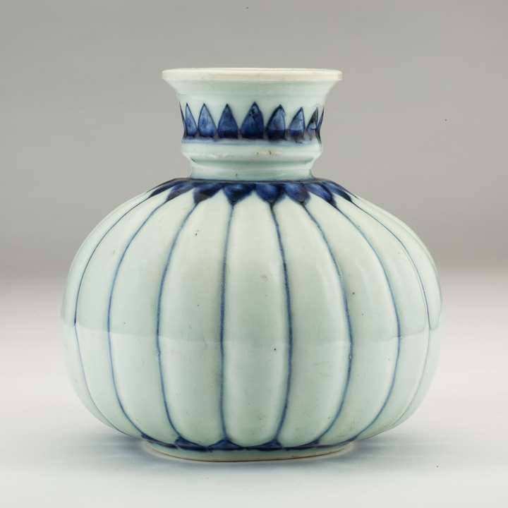 Blue-and-White Porcelain Huqqa Base in Melon Form